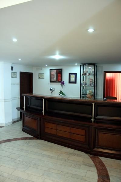 Hotel Calarasi Luaran gambar